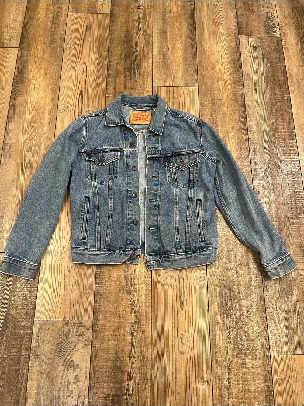Levi's Men's Blue Denim Trucker Jacket size small